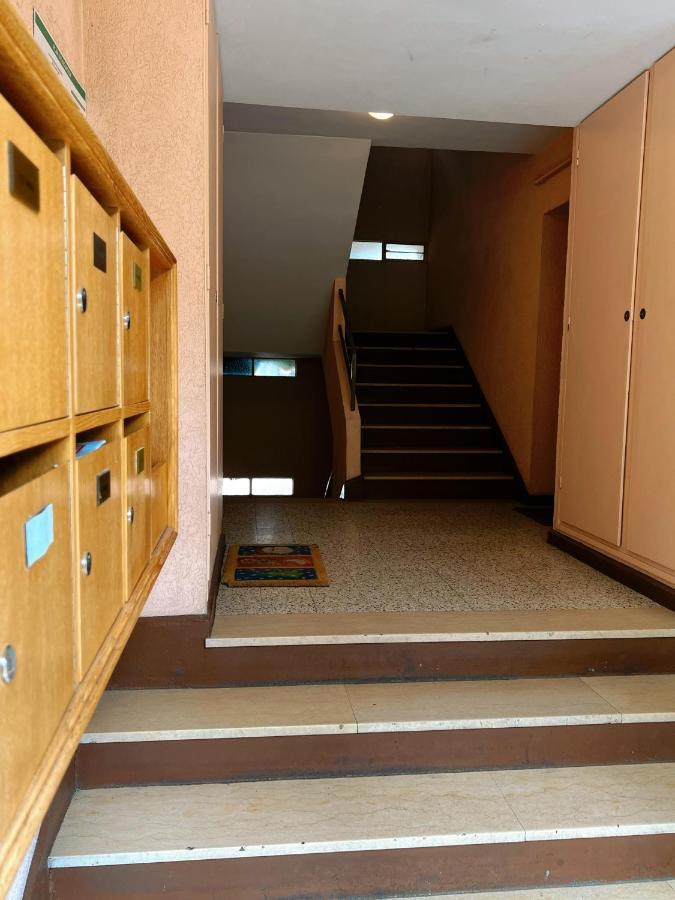 Appartement Spacieux Avec Balcon Saint-Fons Extérieur photo